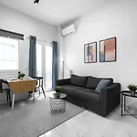 Breez Apartments, The Luxury Suites